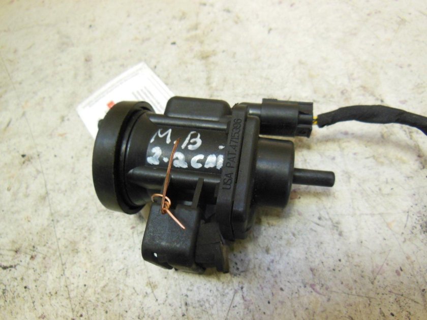 Электромагнитный клапан Мерседес w203