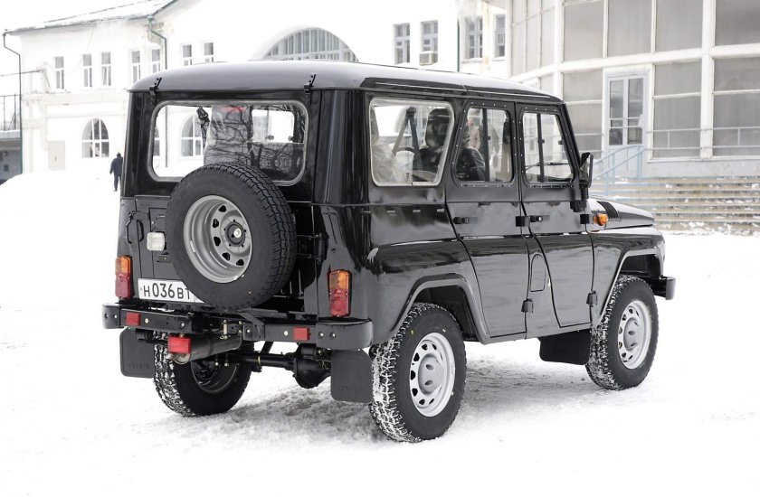 УАЗ-469 внедорожник «Хантер»