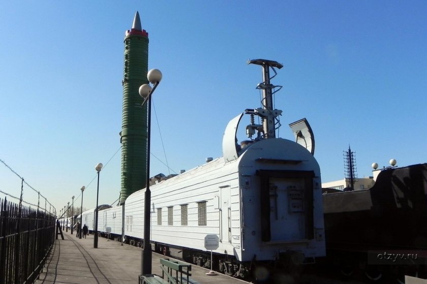 Боевой Железнодорожный ракетный комплекс Баргузин