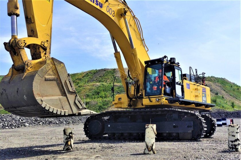 Экскаватор коматсу 1250