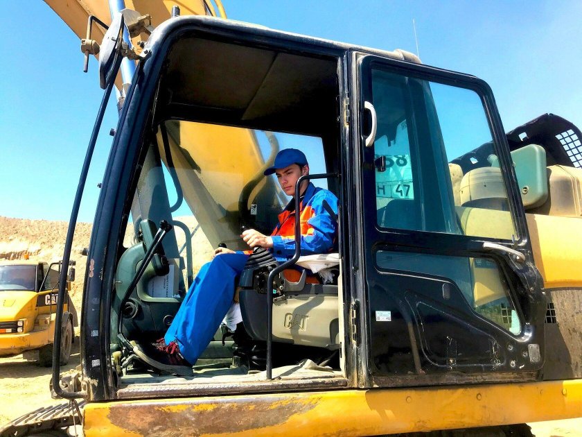 Управление экскаватором