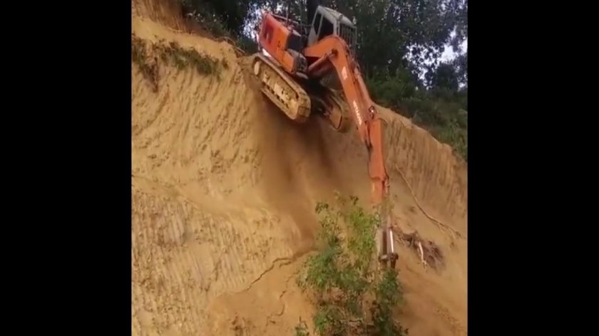 Смешные про экскаваторщика