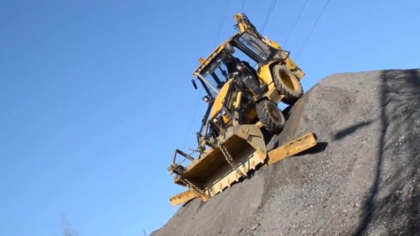 Экстрим на экскаваторе