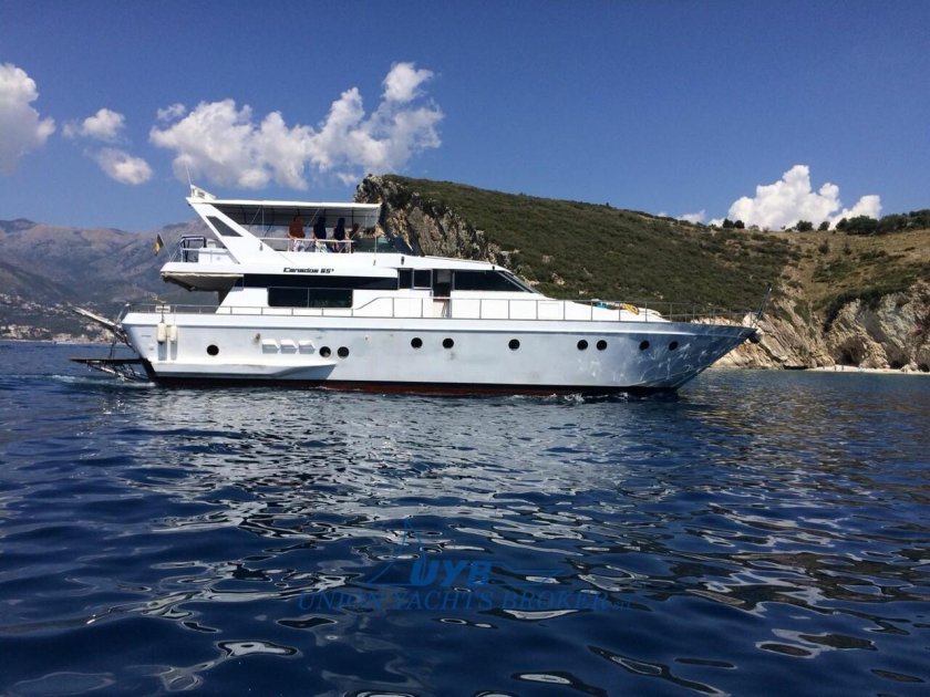 Яхта в турции