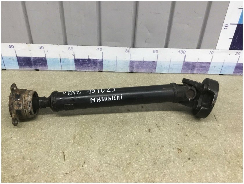 Передний кардан на Монтеро спорт