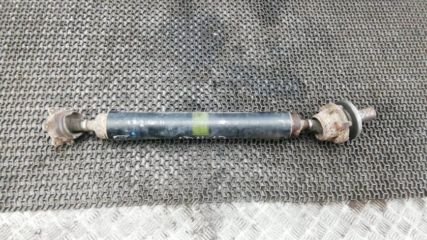 Карданный вал Митсубиси Паджеро