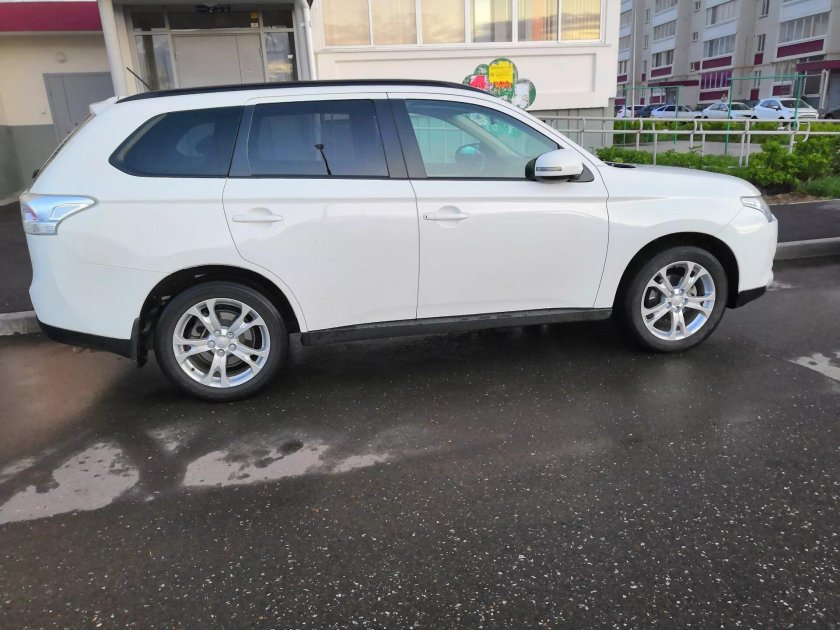 Диски на Mitsubishi Outlander 3