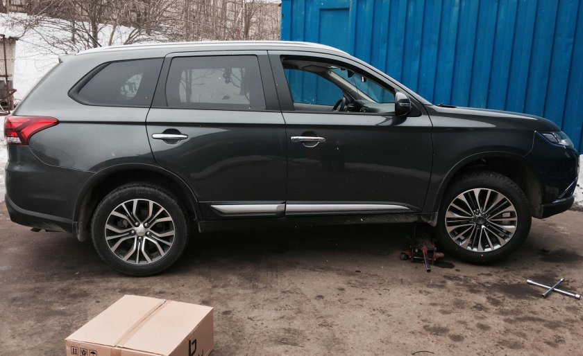 Диски Mitsubishi Outlander r16
