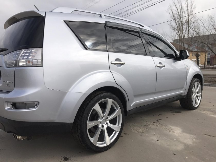 Mitsubishi Outlander XL диски r18