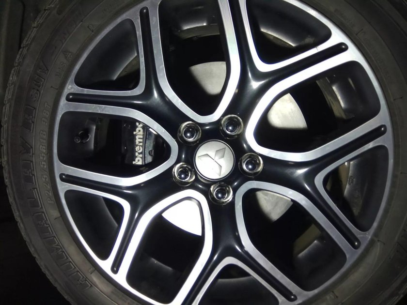 Диски Митсубиси Аутлендер r18