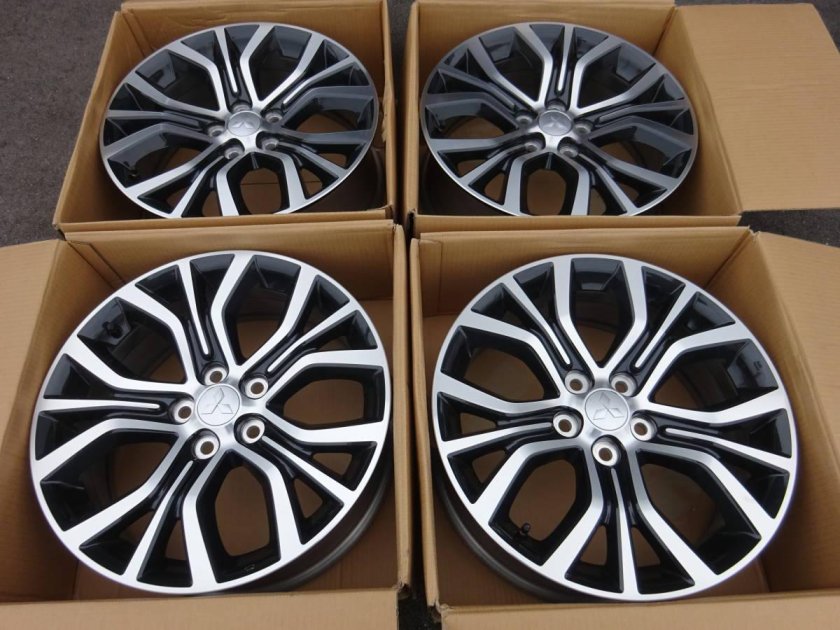 Диски Mitsubishi Outlander r18 оригинал