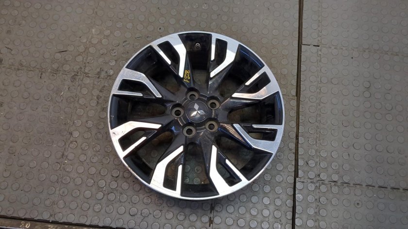 Диски mitsubishi outlander r18 оригинал