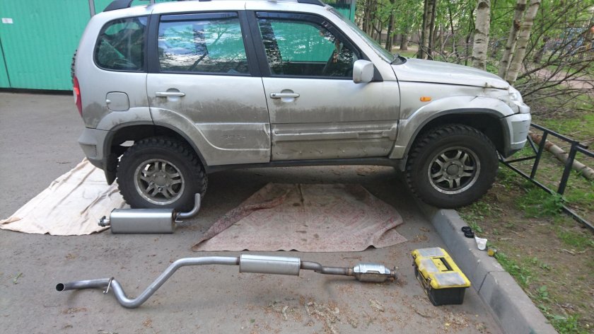 Выхлопная система Шевроле Нива 2014