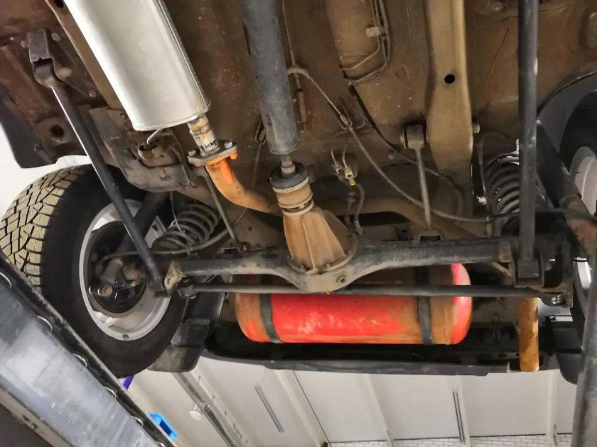 Выхлопная система ВАЗ 21213 под ГБО