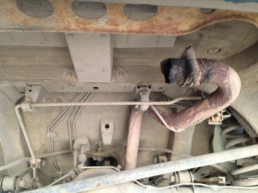 Выхлопная труба Нива Шевроле 2008 года