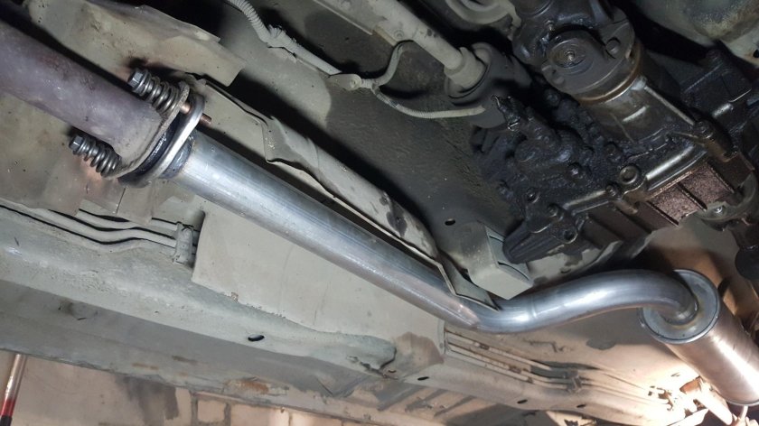 Нива Шевроле 2005 резонатор