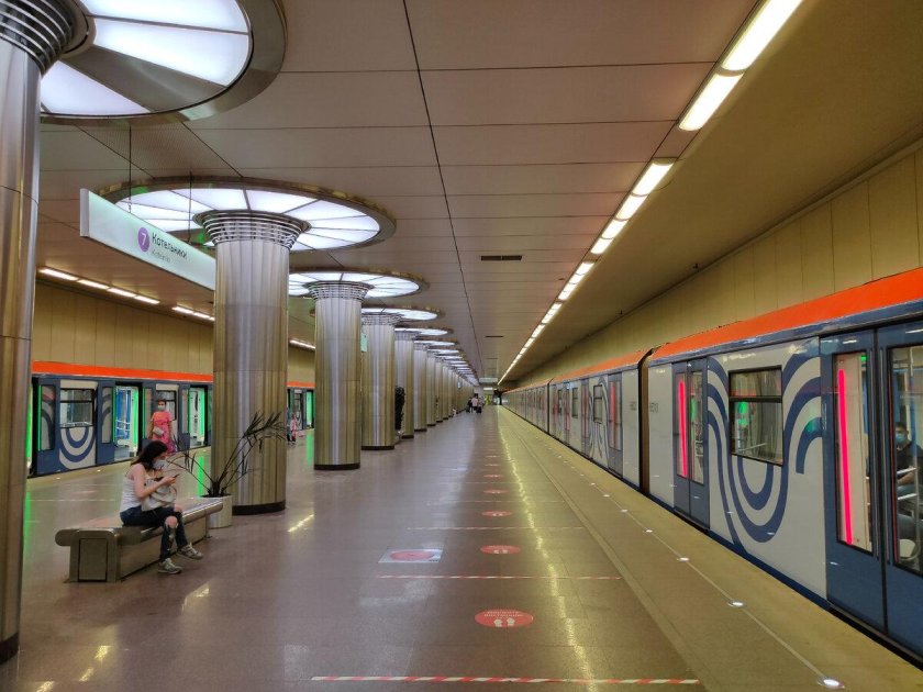 Станция метро котельники