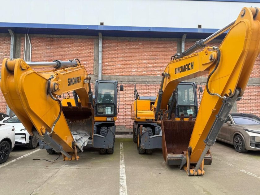 Экскаватор hyundai