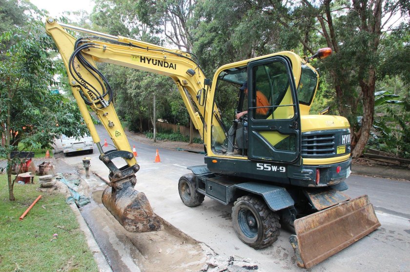 Мини экскаватор r55