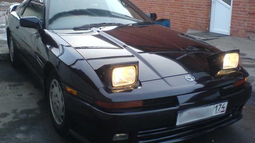 Toyota Celica 1997 с выдвижными фарами