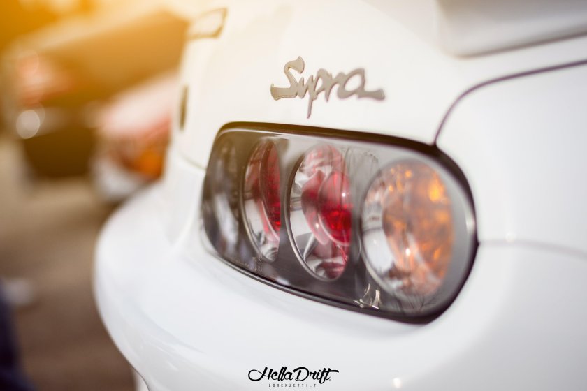 Supra фары
