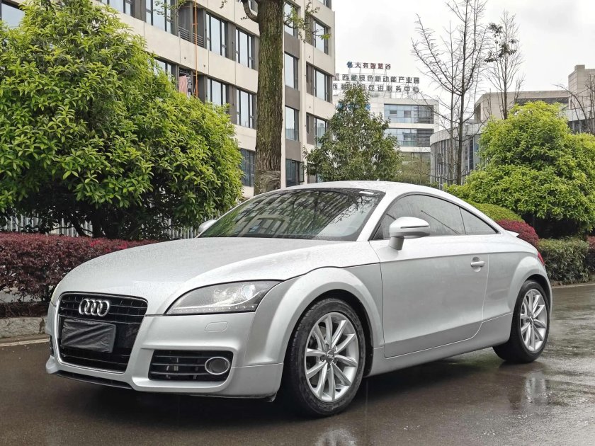 Audi tt coupe