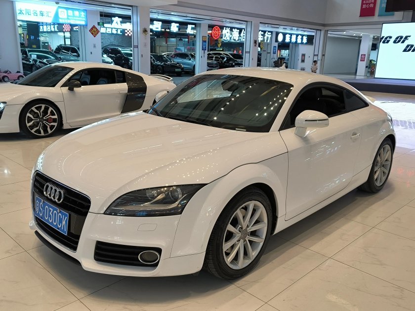 Audi tt ii (8j)