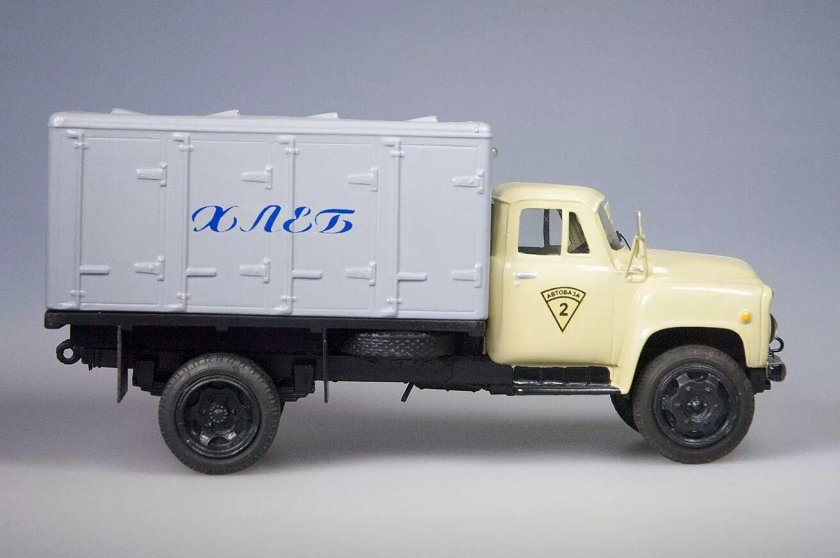ГАЗ 52 хлебный фургон