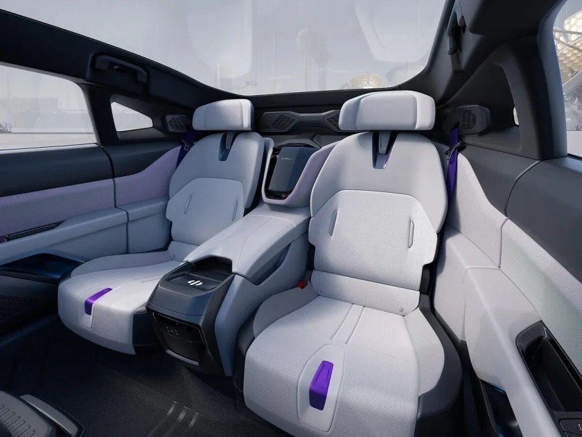 Hiphi z 2022 салон