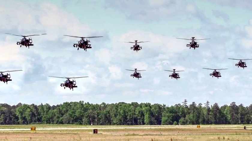 Вертолеты Апачи эскадрилья
