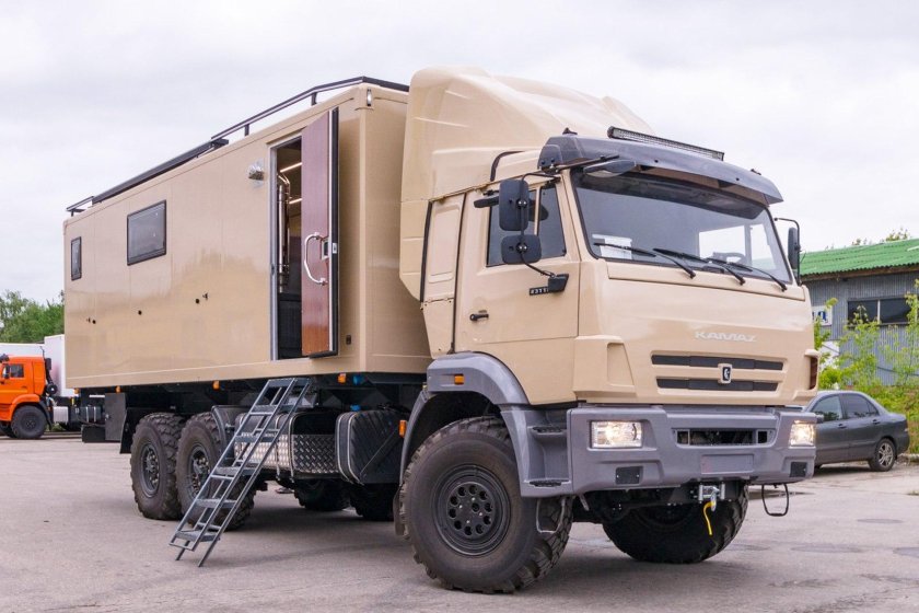 КАМАЗ 43118 автодом