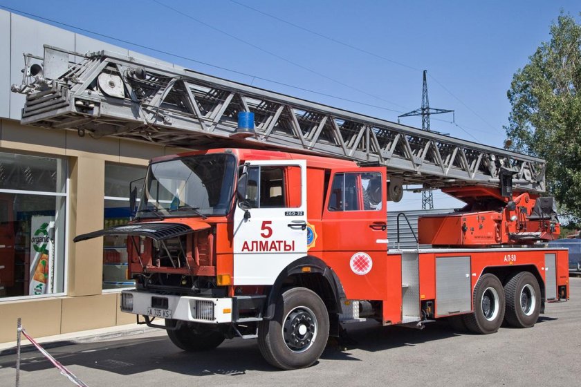 Iveco Magirus ал 30