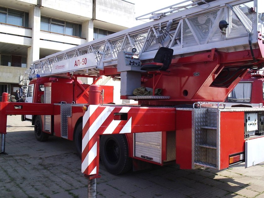 Автолестница ал-50 ман