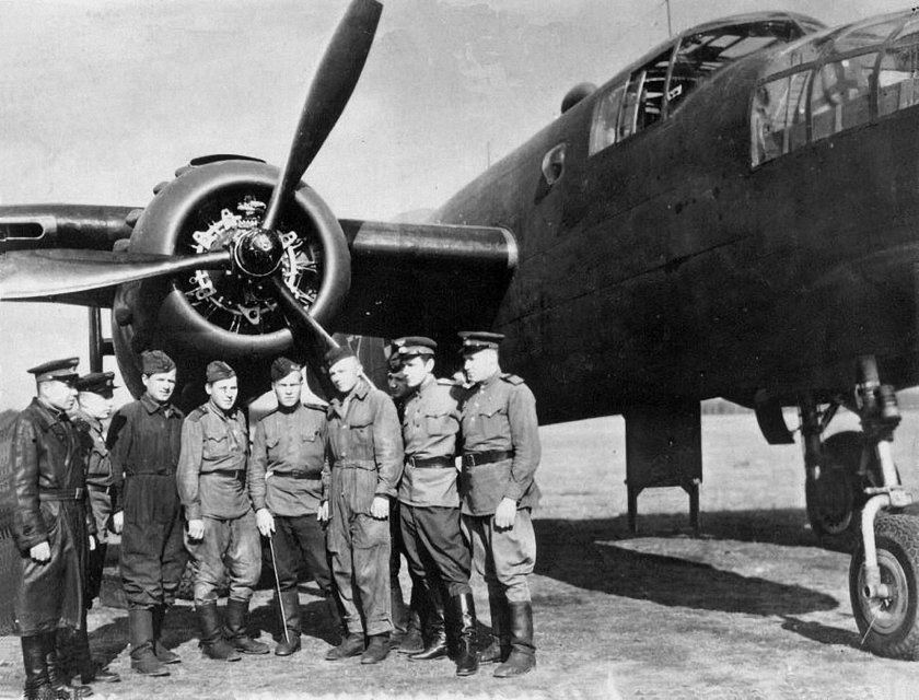 25 Гвардейский бомбардировочный авиационный полк