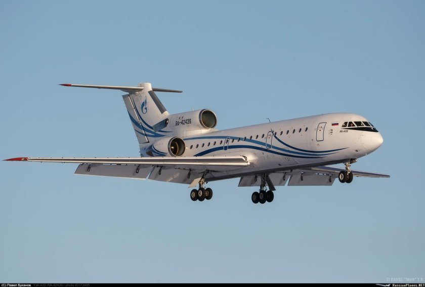 Як-42 пассажирский