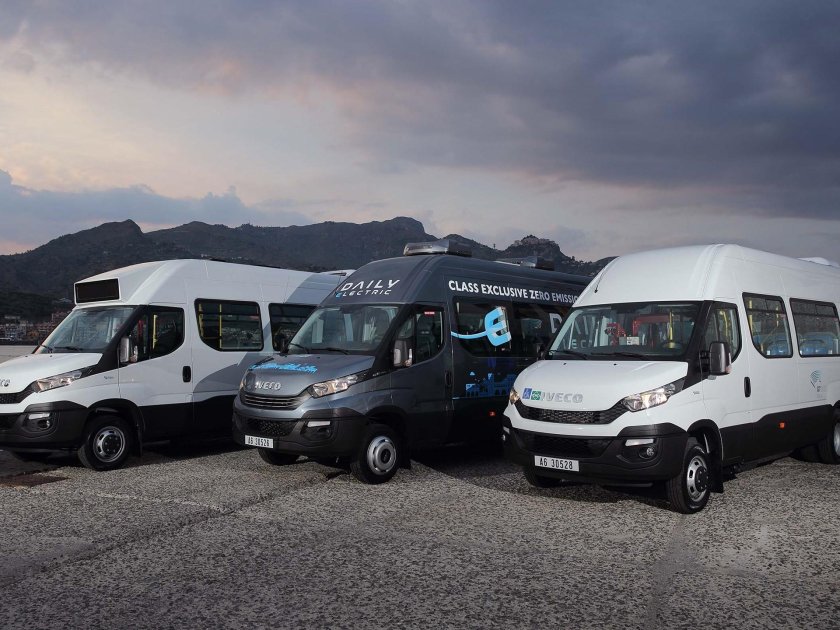 Ивеко Дейли автобус