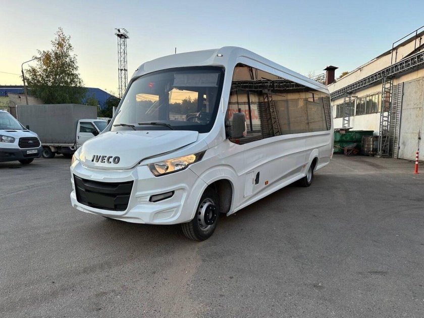 Автобус iveco