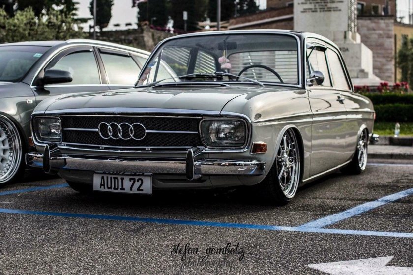 Ауди 72