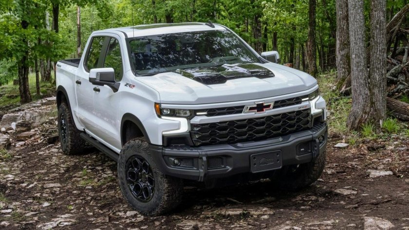 Chevrolet Silverado 2023