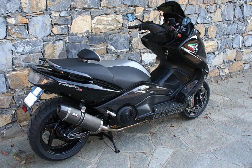 Yamaha t Max 2