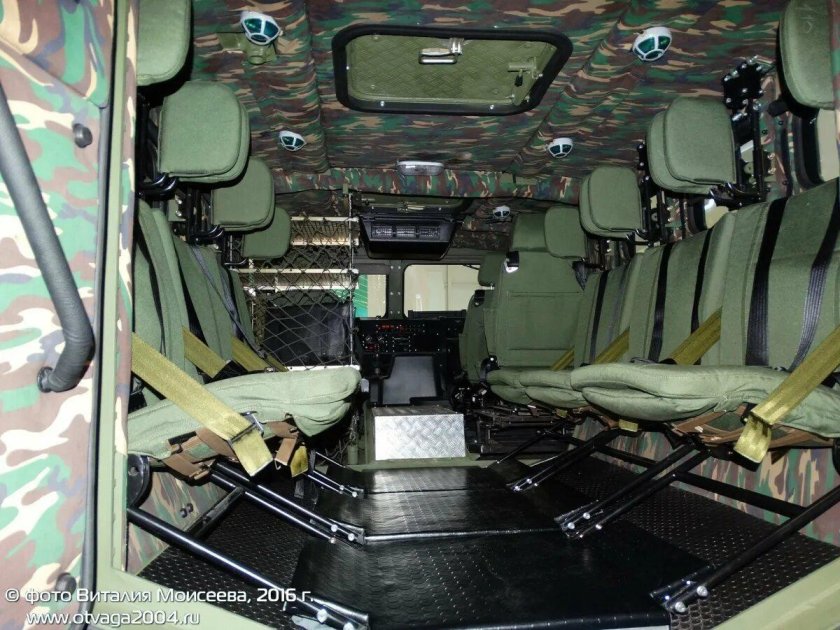 Бронеавтомобиль ВПК-3924 СПМ-3 медведь