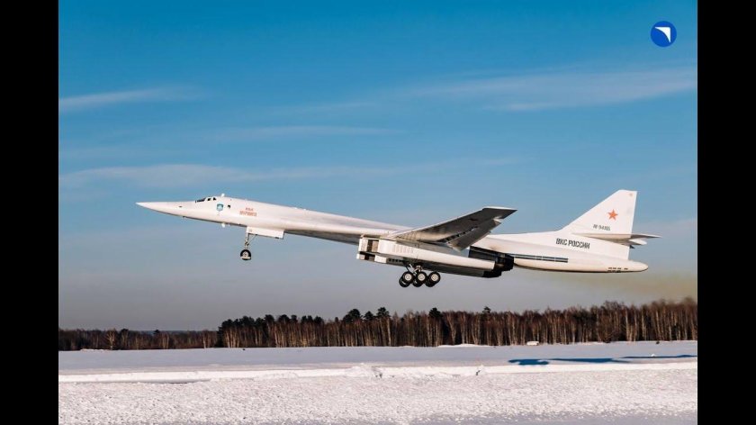 Самолёт ту 160 белый лебедь