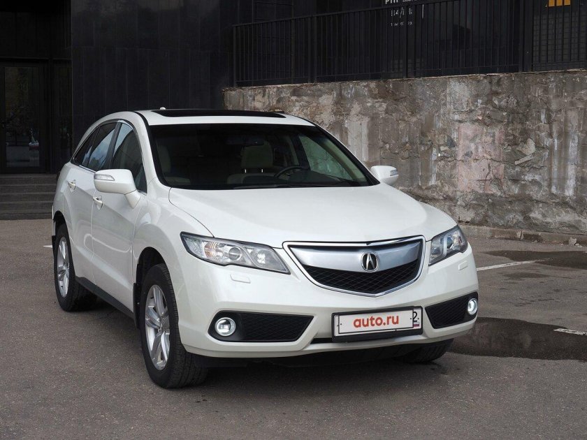 Машина acura