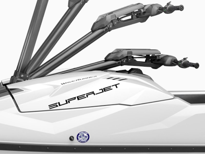 Yamaha superjet 2021