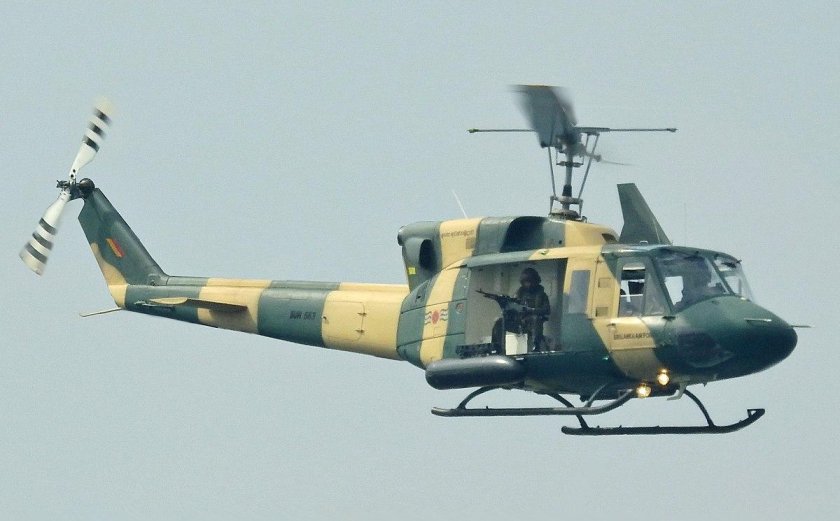 Bell 212 вертолет Иран