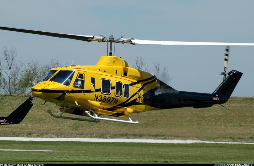 Bell 214st