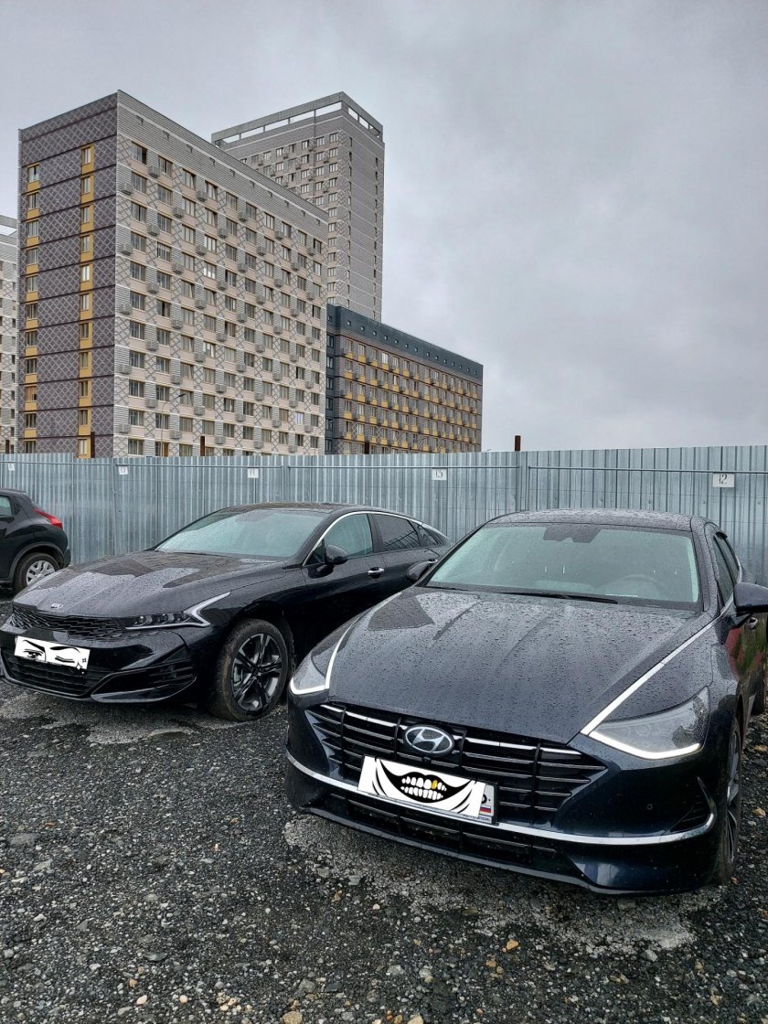 Hyundai Sonata vs Toyota Camry