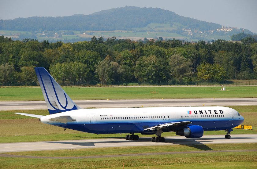 Самолёт Боинг 767