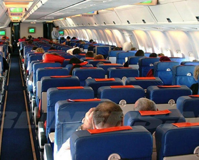 Салон самолета эконом класса
