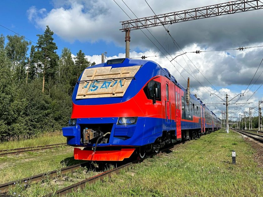 Эп 3 д электропоезд